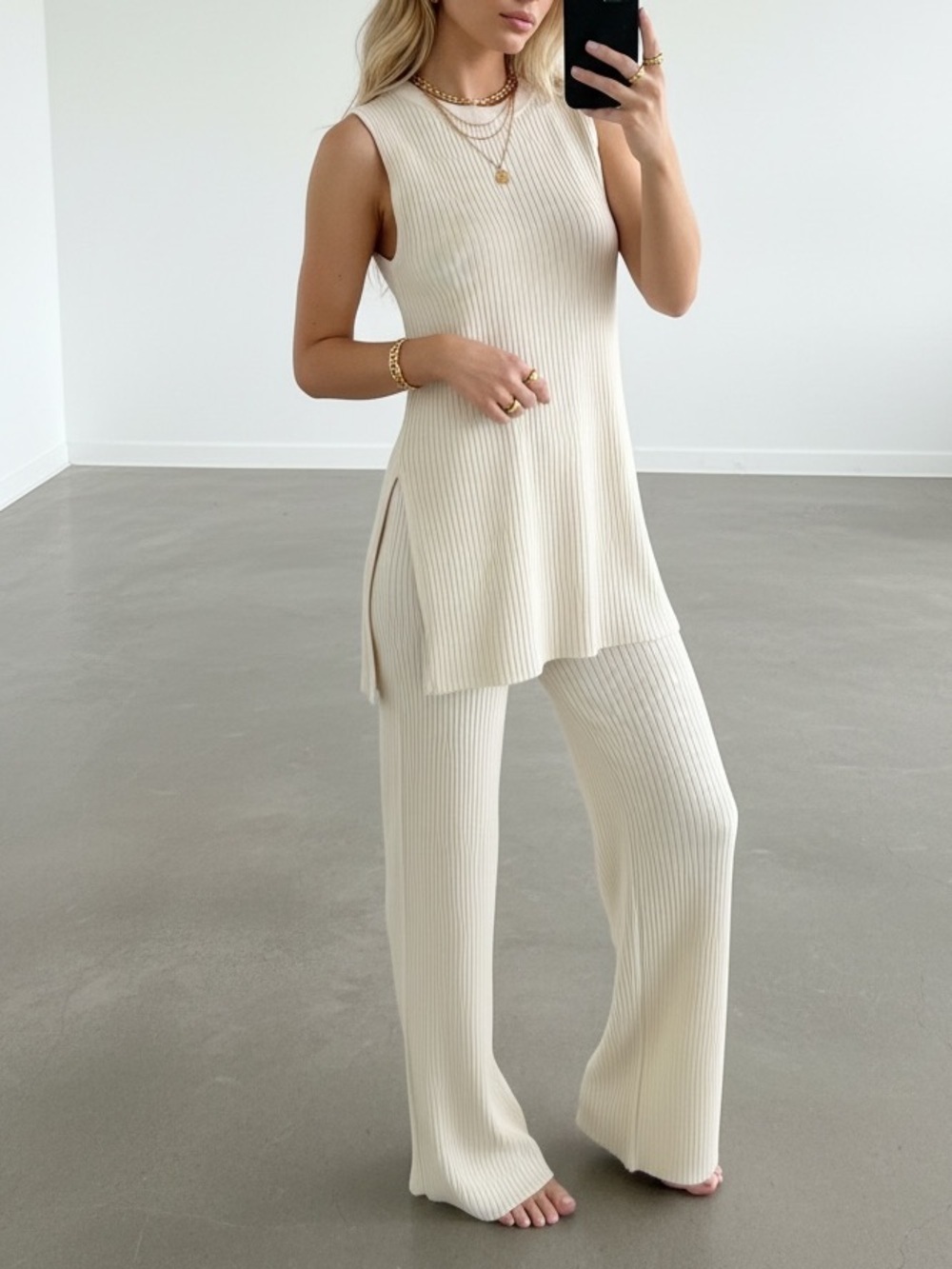 Babaton Fine Merino Wool Blend Ribbed Sweater Tank Top Size M Ivory